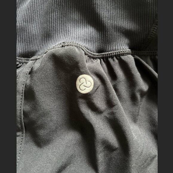 Black Zella Workout Shorts, Size S - Picture 5 of 5